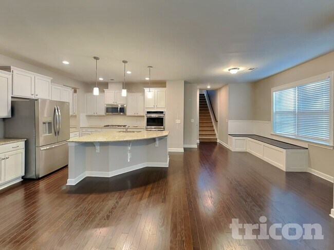 Building Photo - 1716 Great Rd