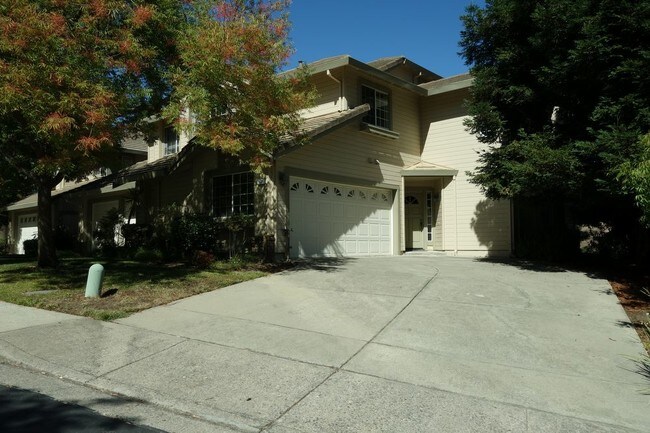 Building Photo - Gorgeous Remodeled Home