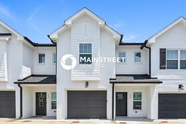 Building Photo - 3 Bedroom Pet-Friendly Home in Gallatin, TN with Main Street Renewal