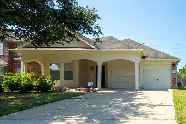 Foto del edificio - 14134 Silver Glade Ln