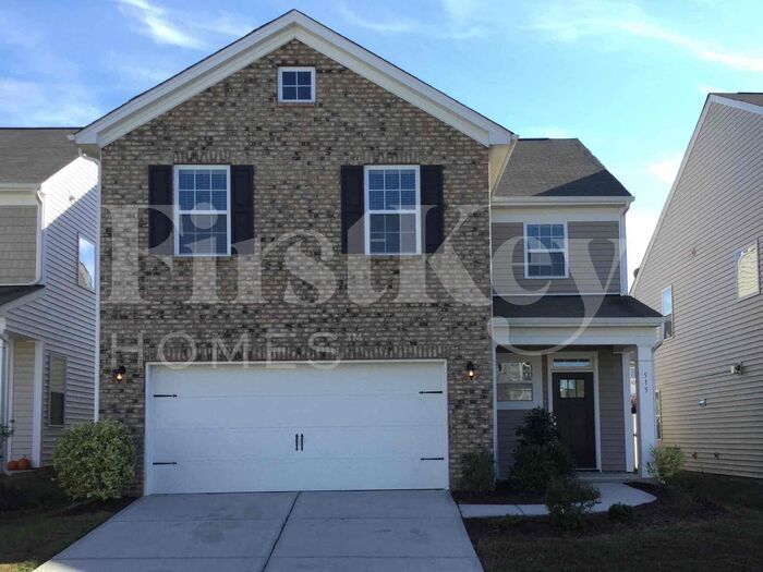 Foto principal - 515 Knothole Ln