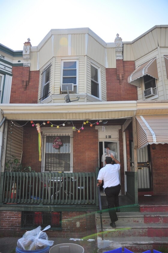 Primary Photo - 4741 Mulberry St