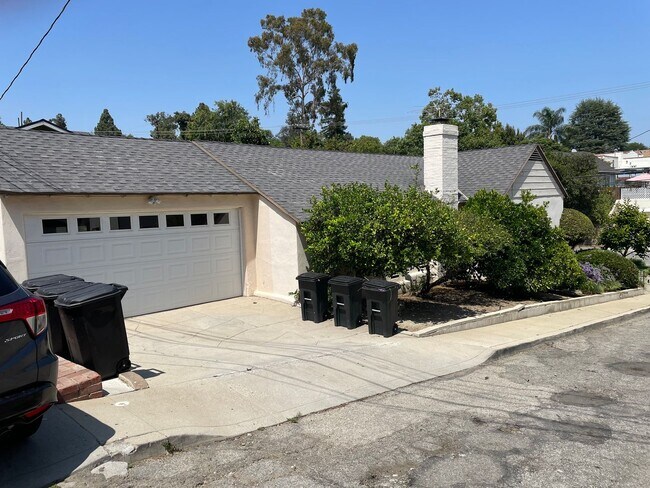 Foto del edificio - 3 Bedroom Home for Rent in South Pasadena!