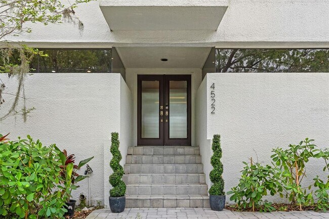 Foto del edificio - 4522 W North B St