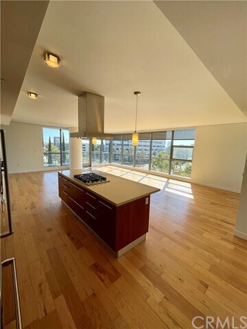 Foto principal - 9 MacArthur Pl