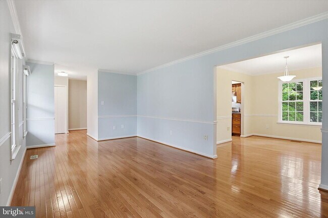 Foto del edificio - SINGLE FAMILY HOME.