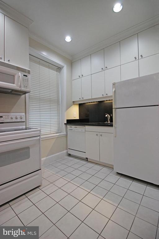 Foto principal - 1821 16th St NW