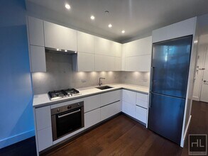 Building Photo - East 44th Street