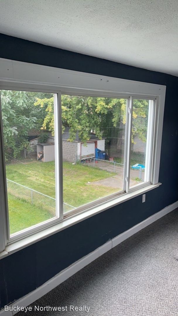 Foto del edificio - 4 br, 1 bath House - 1721 Mansfield Rd