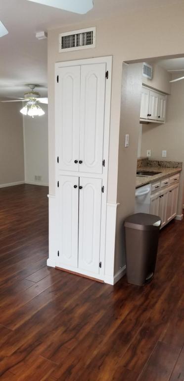 Foto del edificio - 2012 Court Pl