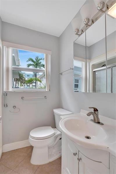 Foto del edificio - 4228 N Ocean Blvd