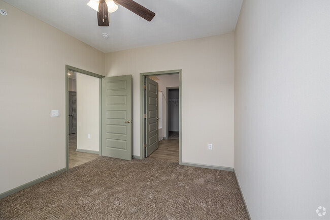 2BD 2BA - Bedroom 2 - Walker Heights