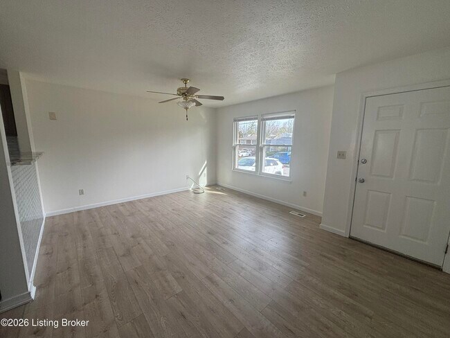 Foto del edificio - 8409 Damascus Cir