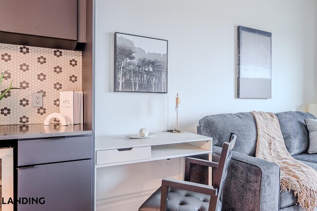 Foto del edificio - 2623 Keene St