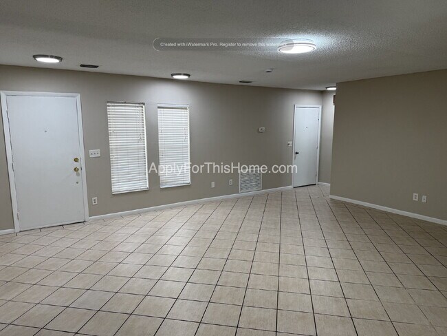 Foto del edificio - Single Family Home