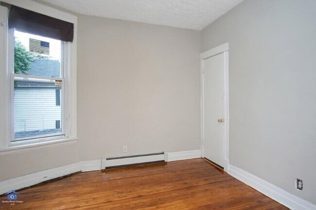 Foto del edificio - 4411 S Wells St