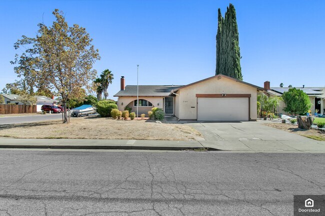 Foto del edificio - 2180 Sandpiper Dr