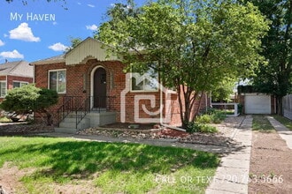 Building Photo - 1440 Ivanhoe St