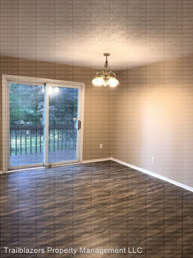 Building Photo - 3 br, 1.5 bath House - 3815 Helton Drive,
