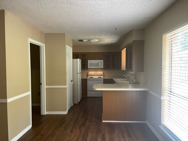 Foto del edificio - 3/2/2 LISD