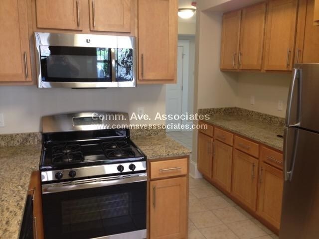 Building Photo - 16 Short St