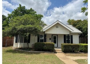 Building Photo - 621 Harrisdale Ave