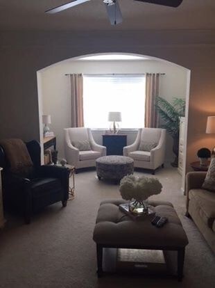 Foto del edificio - 9303 Myrtlewood Cir W