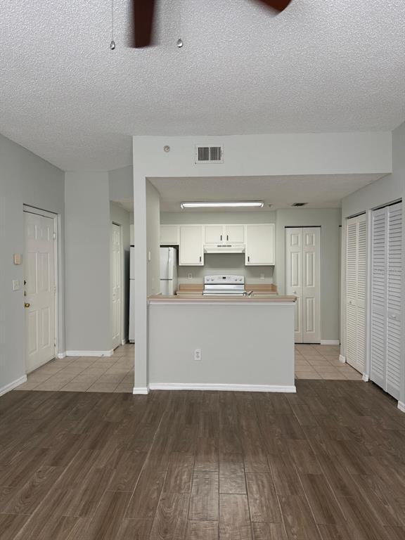 Building Photo - 10831 Windsor Walk Dr