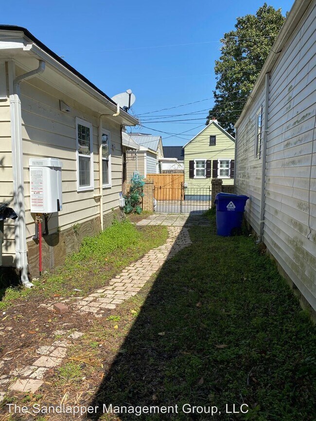 Building Photo - 2 br, 1 bath House - 13 Carondolet Street