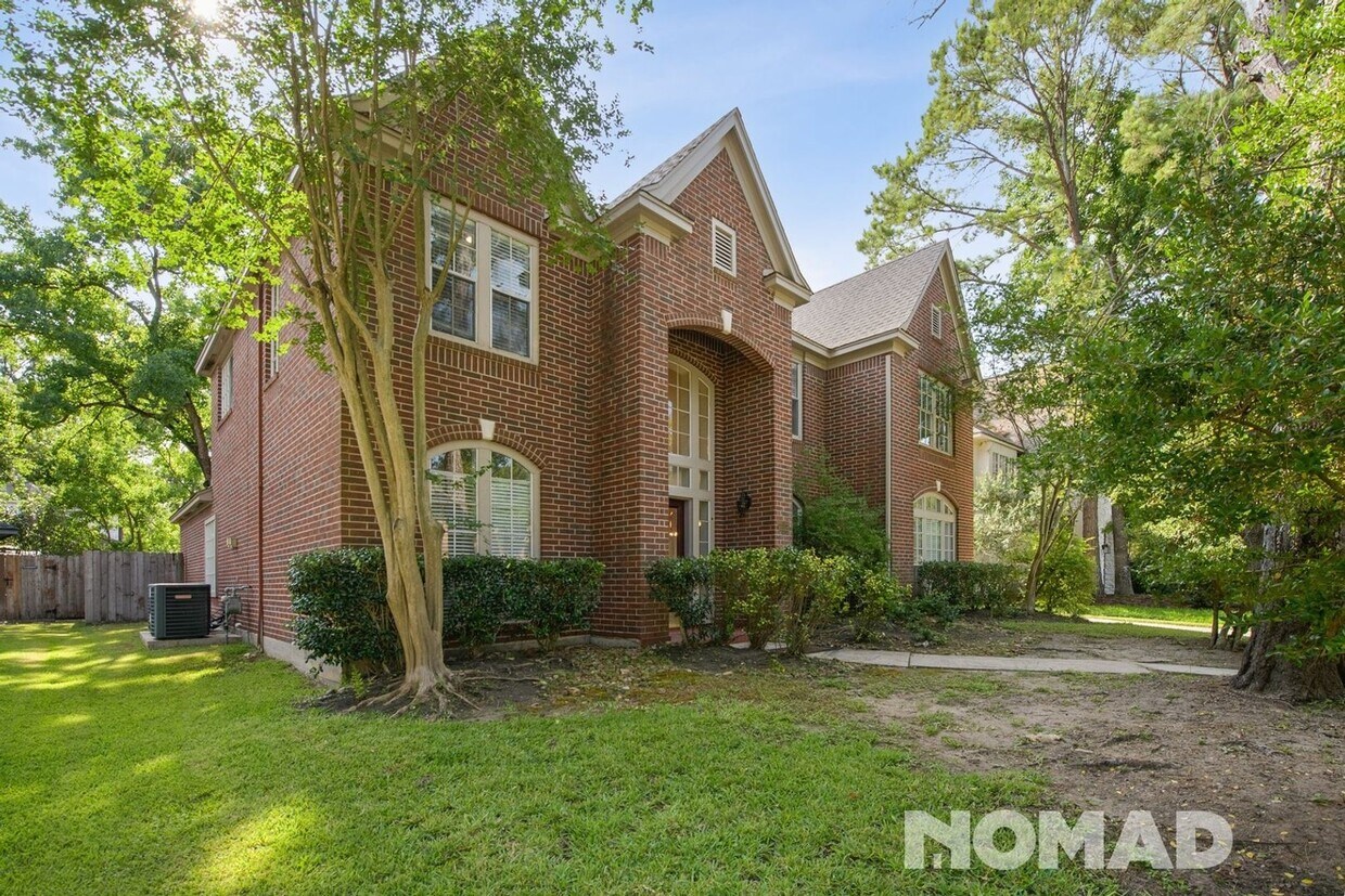 Foto principal - Charming 4BR House in Kingwood