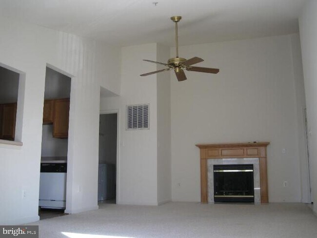 Building Photo - 7505 Calderon Ct