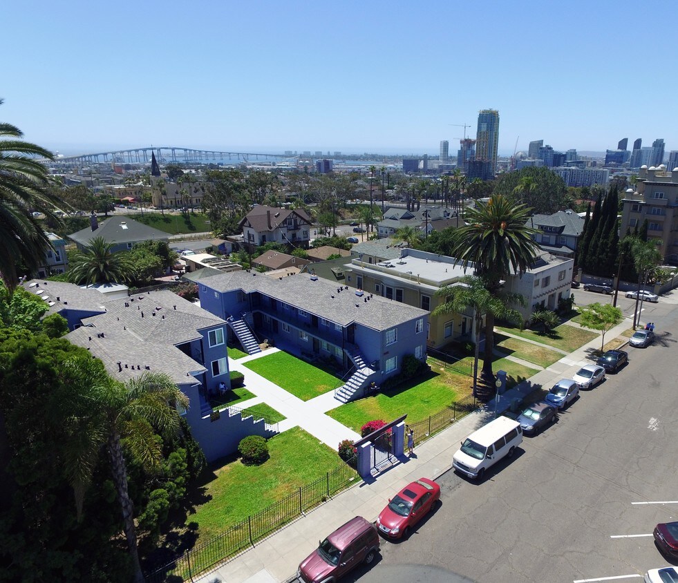 Foto principal - 2421-2427 E St