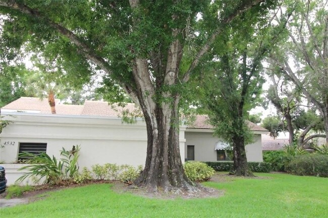 Building Photo - 4532 Ascot Cir N