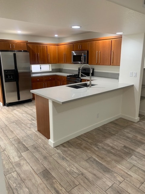 KITCHEN - 1154 N Sycamore Ave
