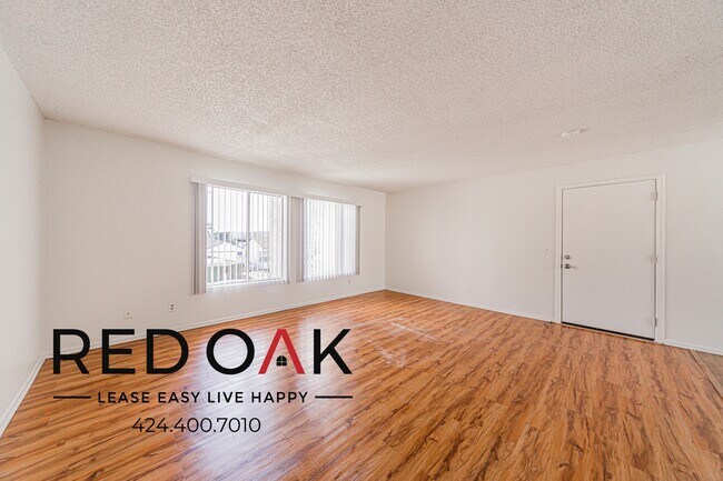 Foto del edificio - 15751 Ryon Ave