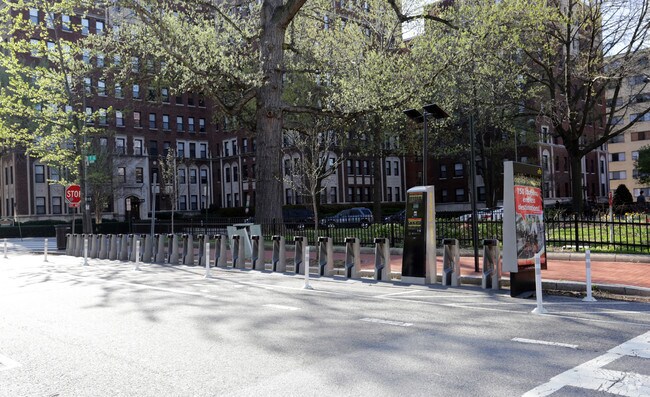 Foto del edificio - 1924 17th St NW