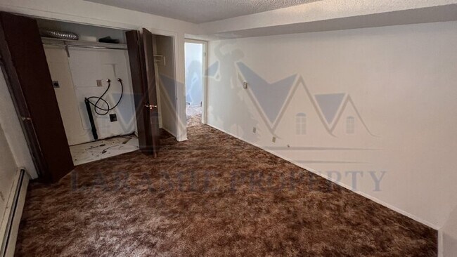 Foto del edificio - 710 Downey St