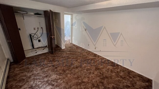 Building Photo - 710 Downey St