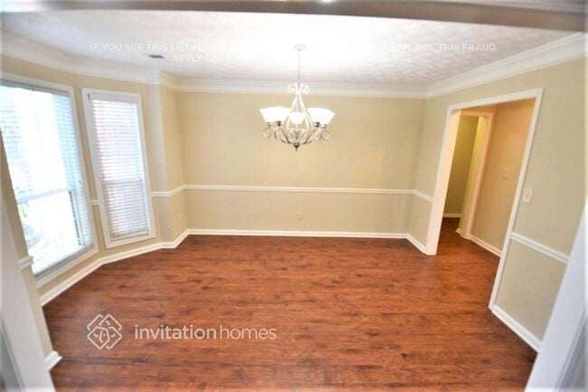 Foto del edificio - 1500 Farmlake Dr SE