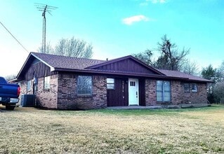 Building Photo - 17574 TX-56