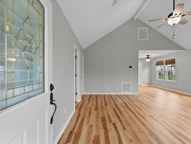 Foto del edificio - 5317 County Rd 868 E