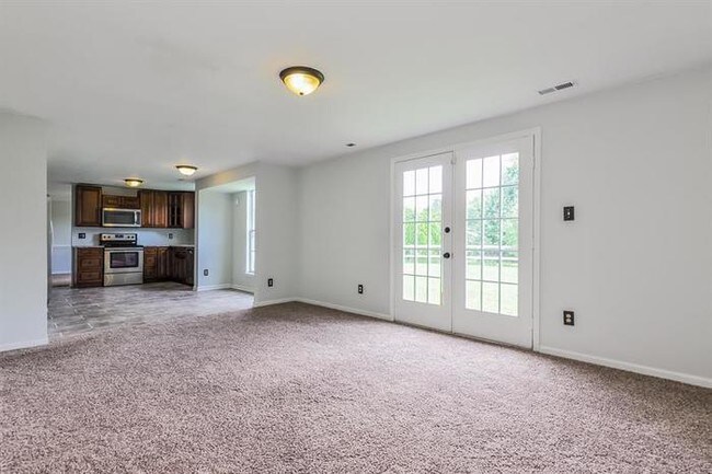 Building Photo - 1921 River Knoll Dr, Raleigh, NC 27610