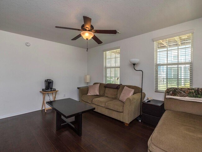 Building Photo - 248 Trestle Tree