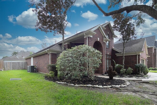 Foto del edificio - 2407 Hanston Ct