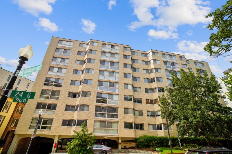 Primary Photo - 922 24th St NW