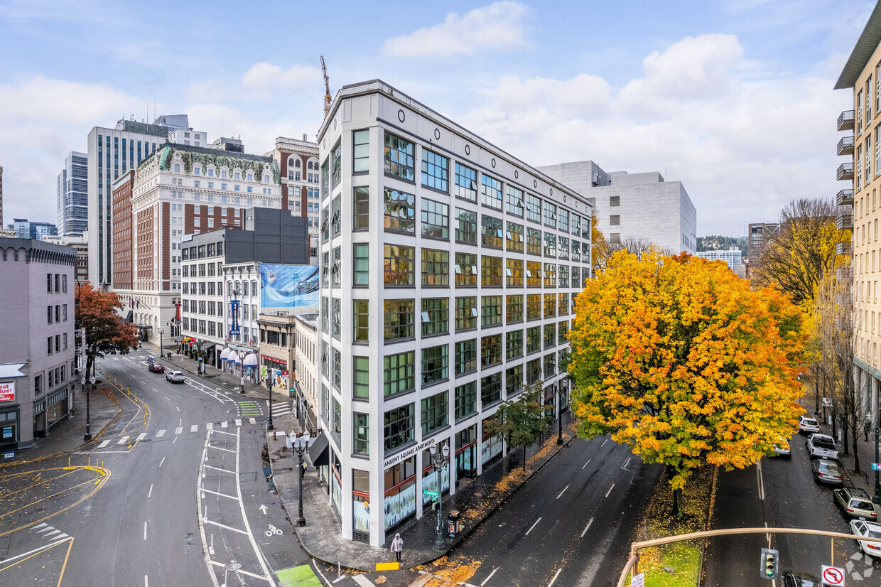 Foto principal - Ankeny Square Apartments