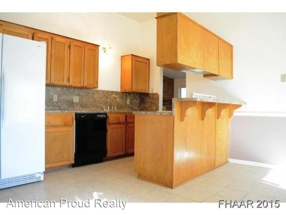 Building Photo - 301 Appaloosa Dr
