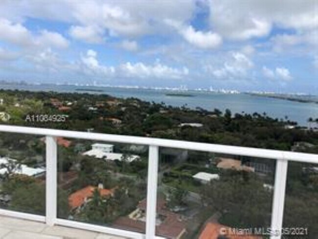 Building Photo - 4250 Biscayne Blvd
