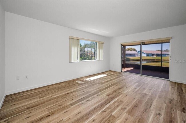 Foto del edificio - 3847 Lighthouse Way