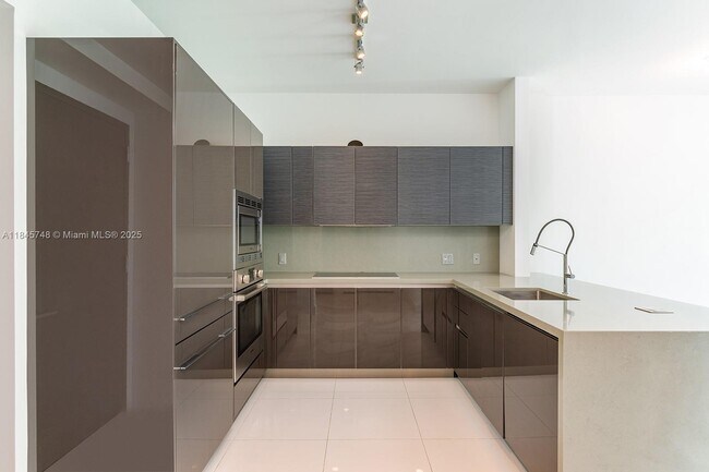 Foto del edificio - 1080 Brickell Ave